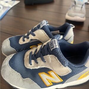 New Balance Kids' Blue and Yellow Sneakers SZ 10